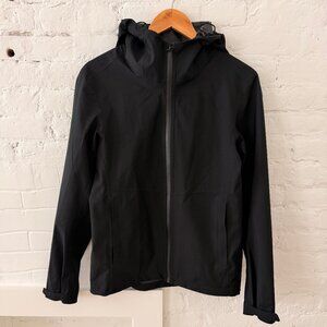 Minimalism Black Rainjacket by UNIQLO